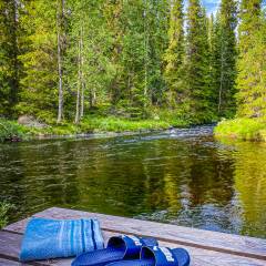 Badeplattform am Fluss Galån